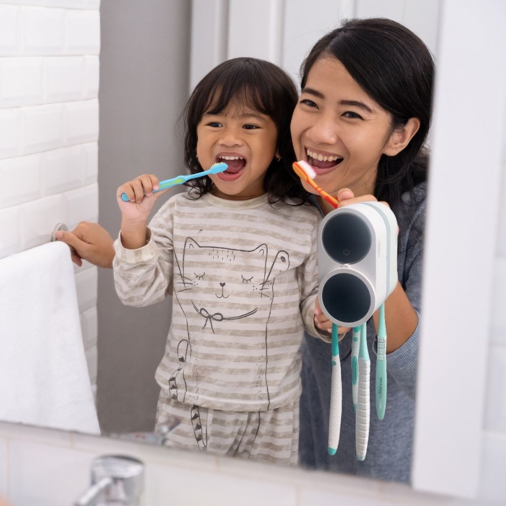 GermGuard - Toothbrush Sanitizer